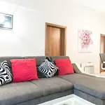 Tranquility And Nature In 4 Bedroom With Sea View * Mokošica
