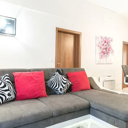 Tranquility And Nature In 4 Bedroom With Sea View * Mokošica