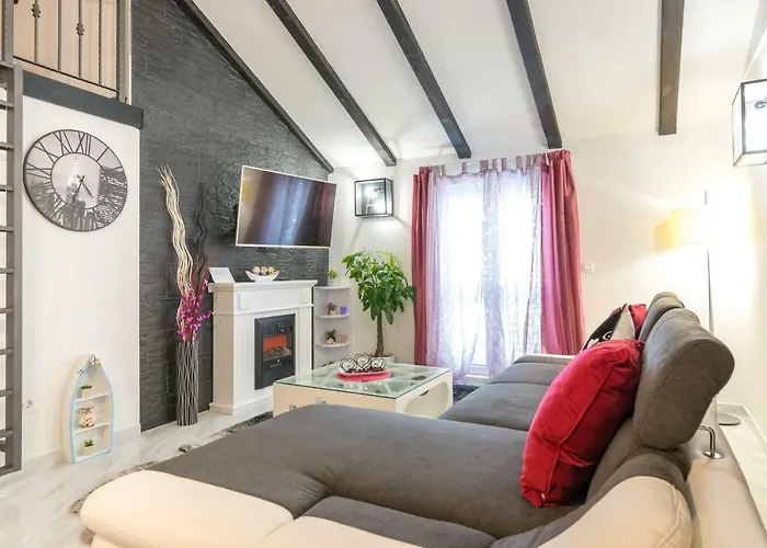 Tranquility And Nature In 4 Bedroom With Sea View * Mokosica